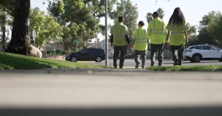 Bakersfield parks crew rushes to aid crash victim