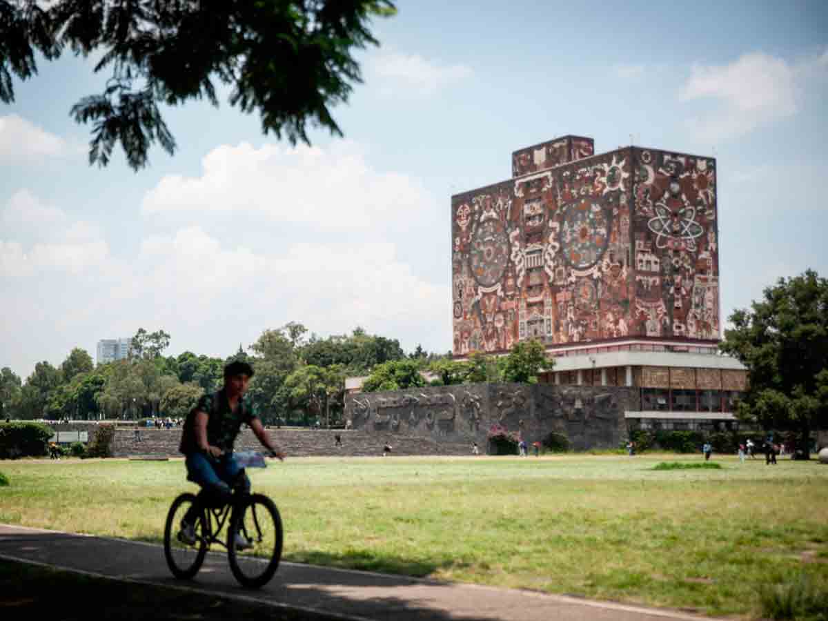 Más facultades de la UNAM suspenden actividades presenciales; continuarán clases en línea hasta el 6 de octubre