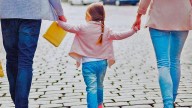 Criar niños capaces de amar en la adultez
