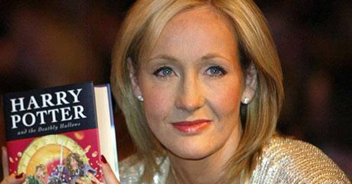 JK Rowling rechaza la mano tendida de Emma Watson: "Ignora lo ignorante que es"