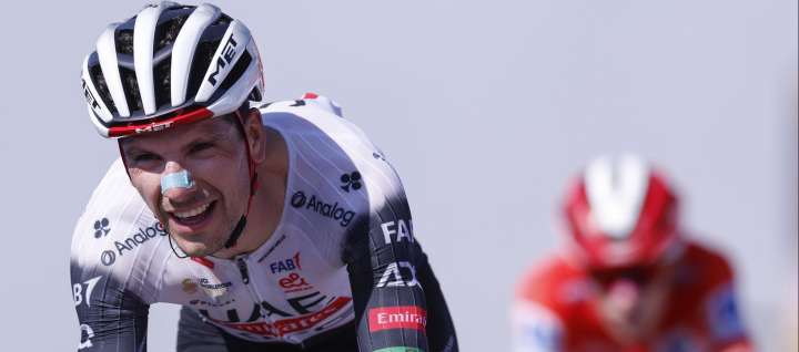 Joao Almeida le quitó un triunfo ansiado a Vingegaard en Angliru