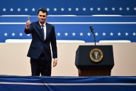 Activista de derecha Charlie Kirk muere tras ser herido de bala