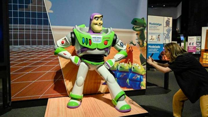 El fascinante universo de Pixar o el de Alicia en el País de las Maravillas: las nuevas exposiciones del CaixaForum Zaragoza