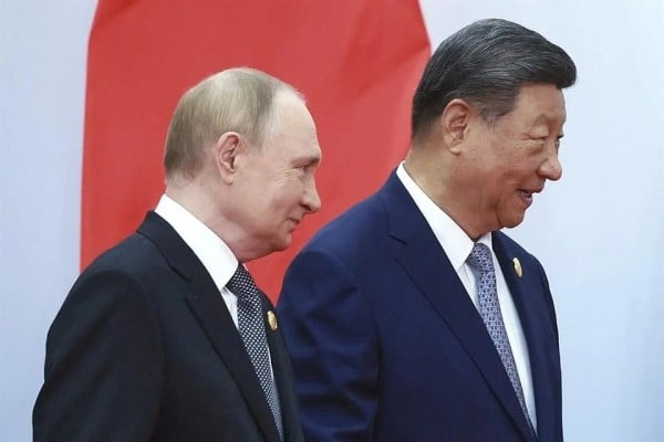 Arremeten Xi y Putin contra Occidente
