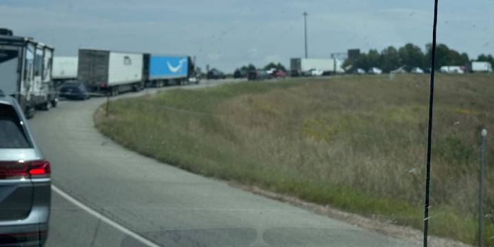 Crash causes 3 hour closure on I