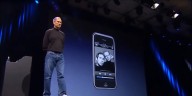 Por qué Steve Jobs vestía siempre igual: el minimalismo detrás de la leyenda tecnológica