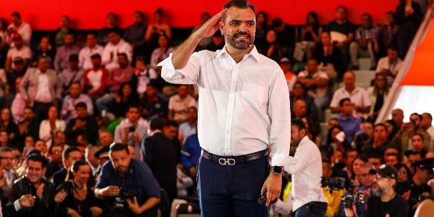 Quirino destaca en informe un gobierno municipal 'de calle' y de servicio para la gente