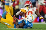 Herbert outduels Mahomes to help the Chargers beat the Chiefs 27