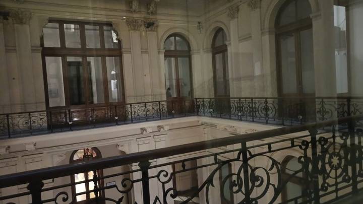 Humo en Casa Rosada: evacuaron las oficinas de Santiago Caputo por un cortocorcuito en la cocina