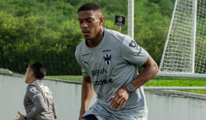 Anthony Martial ya tiene número con Rayados y es uno de los más históricos