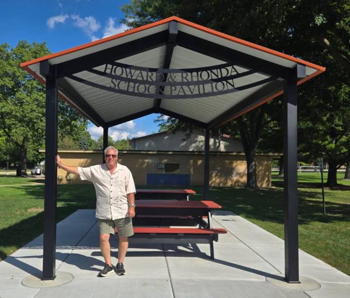 Howard Schock donates pavilion to Lions Park in East Dundee