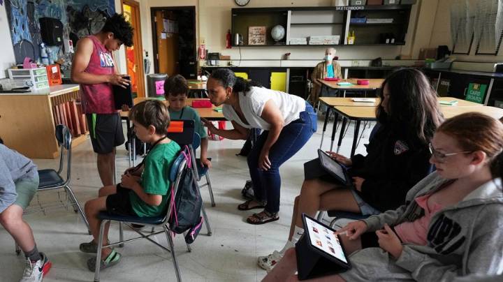 Chatbots, whistleblower concerns renew kids online safety push