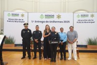 “Cuidar a quienes nos cuidan”: entregan uniformes nuevos a policías de Mérida