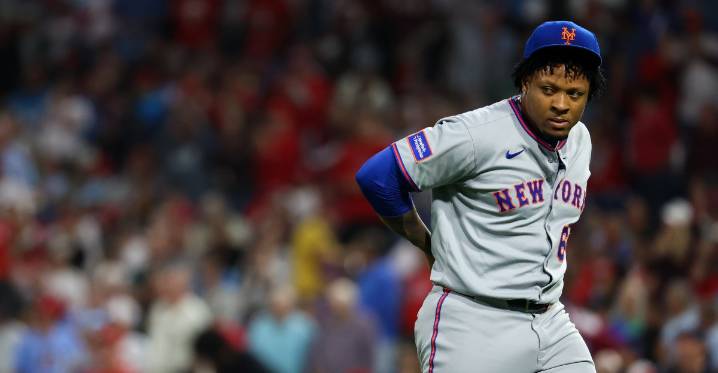 Mets let yet another game get away