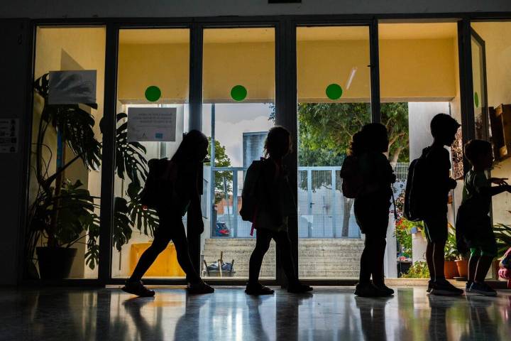 Arranca el nuevo curso en San Fernando: Un total de 6.580 escolares vuelven a clase este miércoles