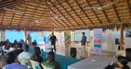Esencial Costa Rica lidera histórica limpieza de playas en La Paz