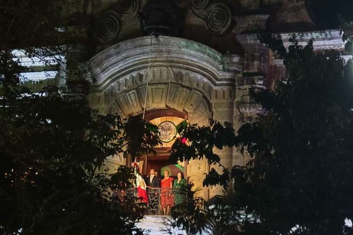 Lemus da su primer ‘Grito de Dolores’