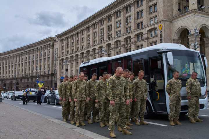 Ukrainians cautious after Trump shifts his stance, saying they can win the war against Russia