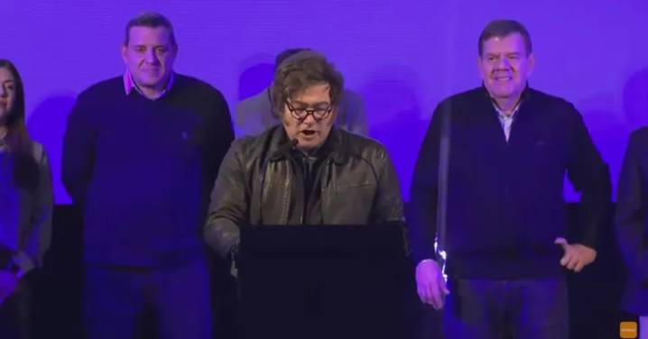 Javier Milei reconoce "clara derrota" en elecciones legislativas de Buenos Aires: "Hay que aceptarlo"