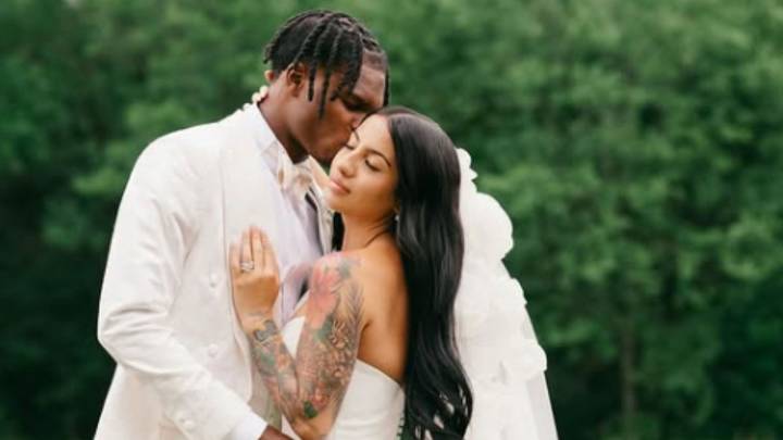 Travis Hunter Flooded With Wishes After Jaguars Rookie and Leanna Lenee Celebrate Baby’s NICU Release Travis Hunter’s journey now extends beyond the field, where fatherhood has become his most meaning