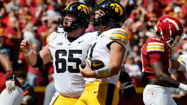 Leistikow's Iowa vs Indiana prediction: O-line is best path to victory
