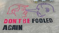 Video: Tel Aviv beach features Trump-Netanyahu art display