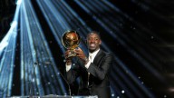 El francés Ousmane Dembélé fue premiado con el Balón de Oro y le agradeció a Lionel Messi