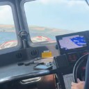 Kayaker rescued from Columbia River after rogue wave knocks him into water