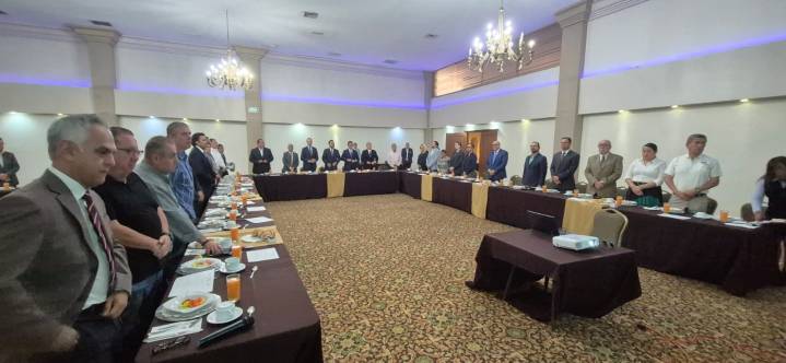 Irapuato presenta Panel Evaluador Académico de Seguridad, a Mesa México SOS