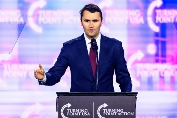 Búsqueda del asesino de Charlie Kirk: 100.000 dólares por información que facilite su detención
