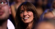 Davina McCall in tears after health battle sees her admit 'I can't do this'