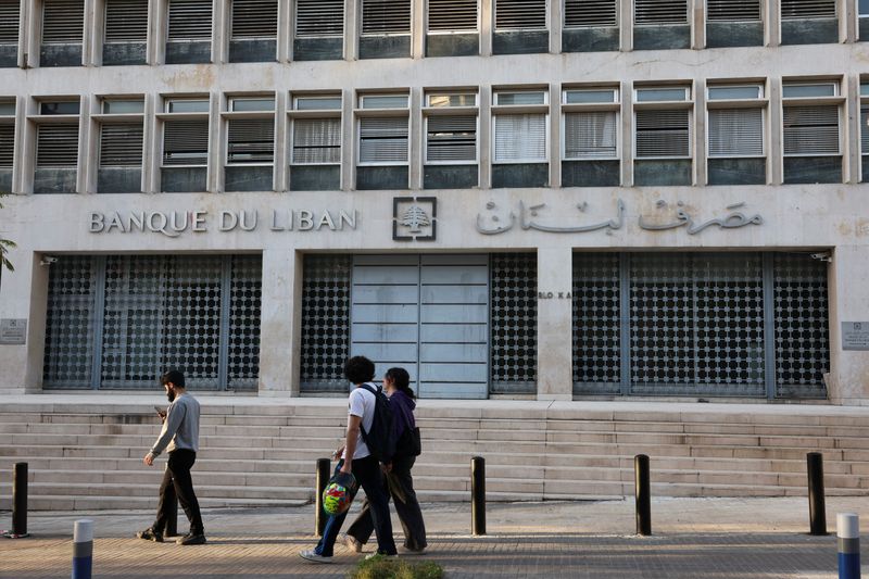 Lebanon prepares plan to address losses from financial crash