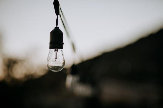 Suben las tarifas de luz y gas desde septiembre en todo el país