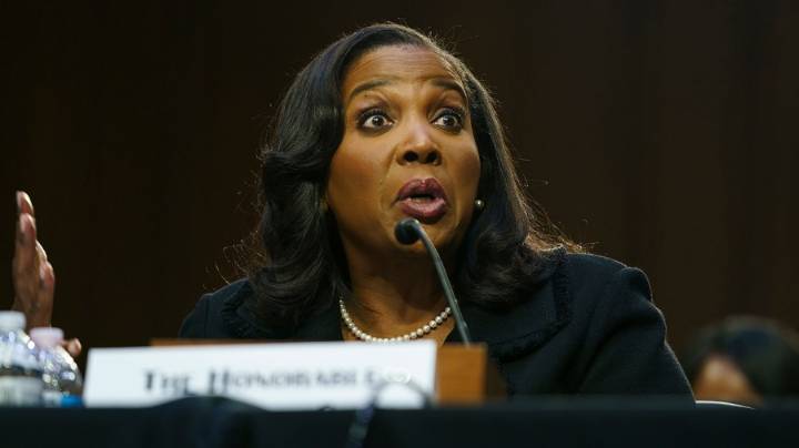 Federal judge blocks Trump firing of Fed's Lisa Cook for now