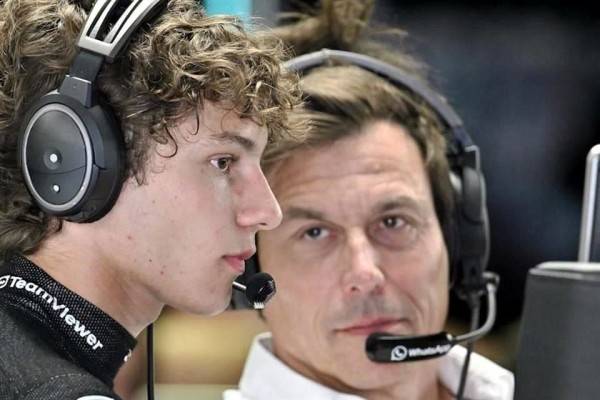 Toto quiere que Antonelli mantenga su estilo agresivo