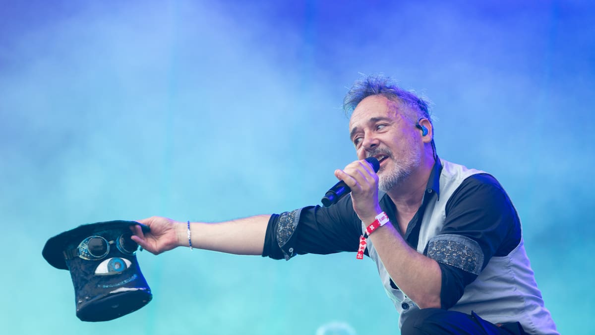 Love of Lesbian se pronuncia sobre la guerra en Gaza durante su concierto en el FIB: "Lo que está sucediendo es un genocidio"