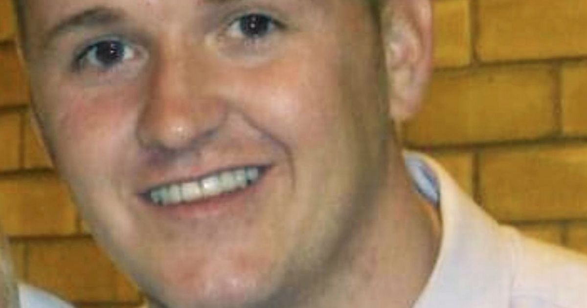 Dad shot in head after opening door to his home