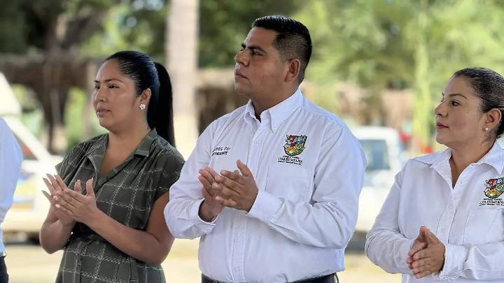 Amonestan a alcalde de Coahuayana por suspender clases tras hechos violentos