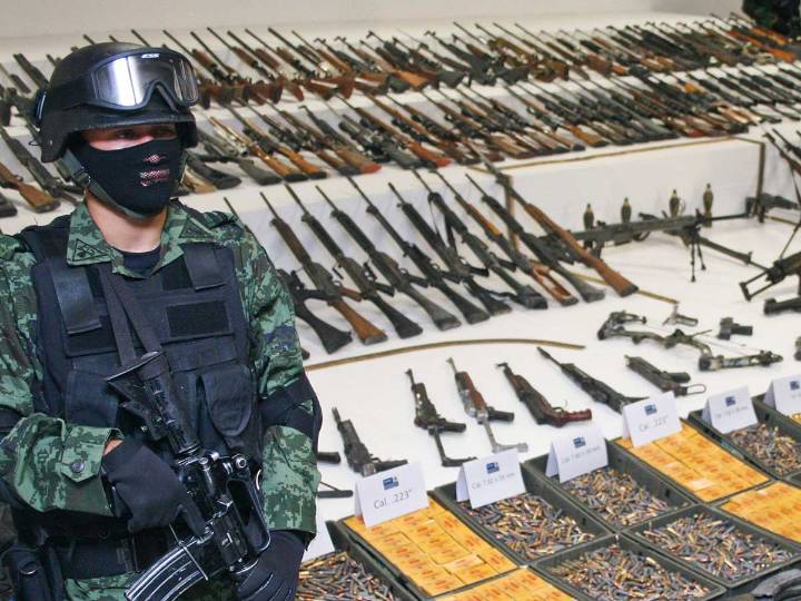 Funcionario del caso “Rápido y Furioso” va a prisión por tráfico de armas