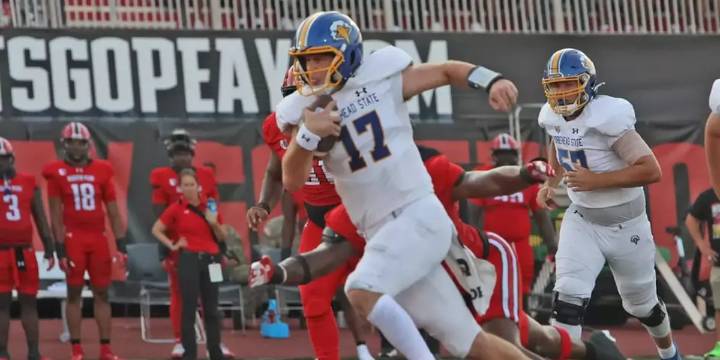 Morehead State overpowered at No. 22 Austin Peay