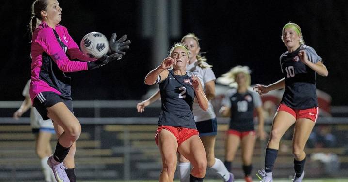Hillcrest girls soccer team honors Tanner Scoresby in 2