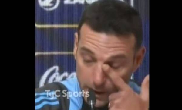 Las lágrimas de Scaloni por la emoción de un periodista