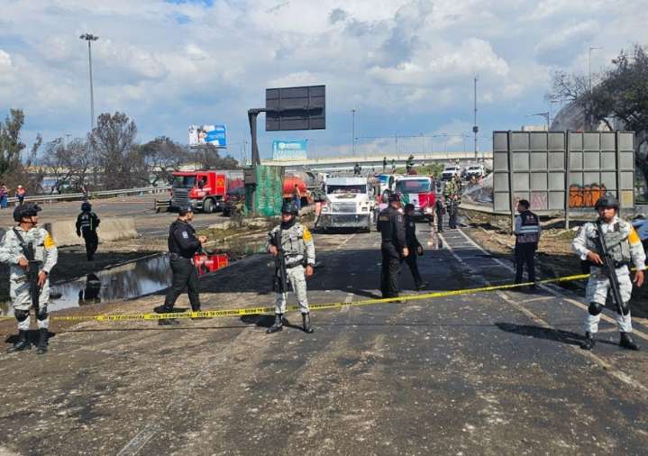 GN aplica Plan DN-III en Iztapalapa tras explosión de pipa de gas LP