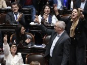 Otro golpe al Gobierno. La oposición apura el proyecto que limita a Milei la posibilidad de dictar DNU