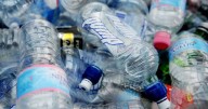 Review highlights risks from chemicals in plastics