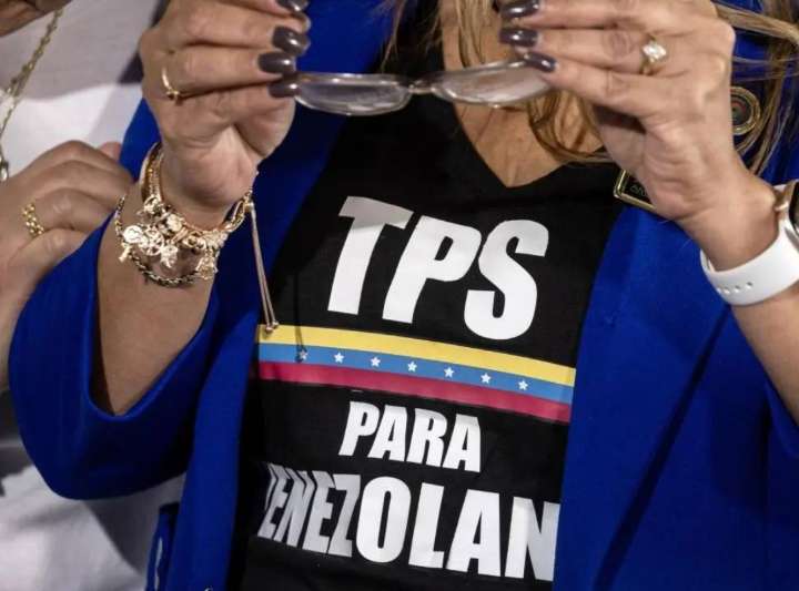 Gobierno de Trump pide a la Corte Suprema poner fin al TPS para más de 300.000 venezolanos