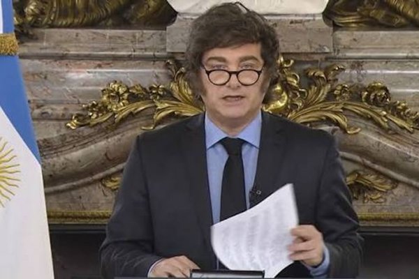 "Lo peor ya pasó": memes y reacciones en las redes por la insólita frase de Milei durante su cadena nacional