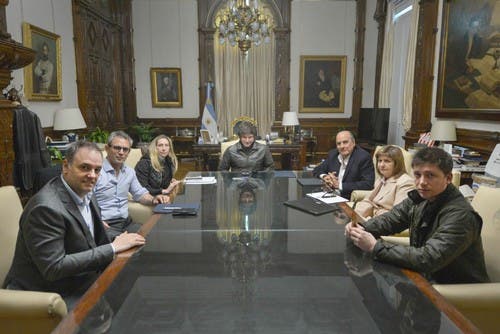 Javier Milei lideró mesa política y ratificó el rumbo económico y político: "La libertad avanza o Argentina retrocede"
