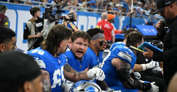 How Lions’ interior offensive line bounced back against Bears