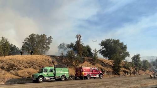 Fuel tanker sparks wildfire in Fresno County, CAL FIRE says